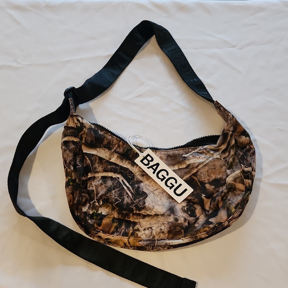 Baggu Camouflage Shoulder Bag